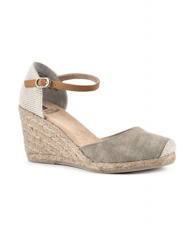 Women's Mamba Espadrille Wedges PD03 $46.28 Shoes