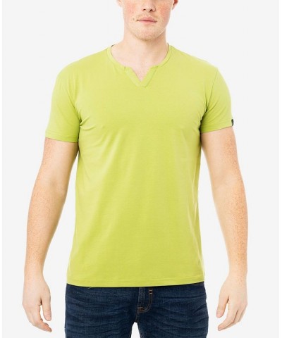 Men's Basic Notch Neck Short Sleeve T-shirt PD23 $15.29 T-Shirts