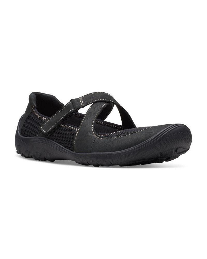 Women's Fiana Aubrie Crisscross Flats Black $49.00 Shoes