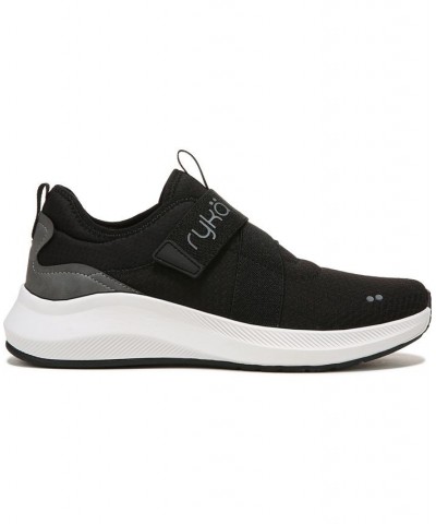 Women's Fame Sneakers Black $50.00 Shoes